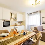 Nest Via Sassi Apartamento