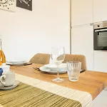 Nest Via Sassi Apartamento *