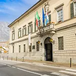 Nest Via Sassi Lecco
