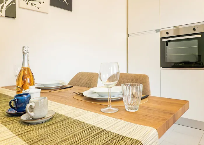 Nest Via Sassi Apartment *